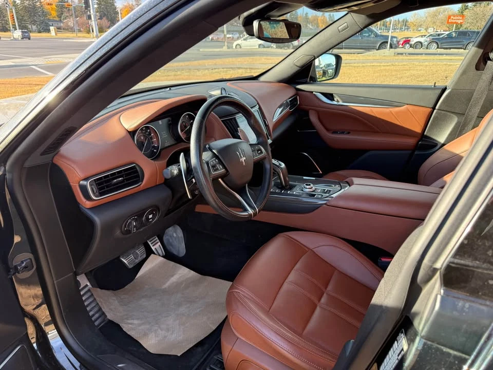 2021 Maserati - Image 8 of 13