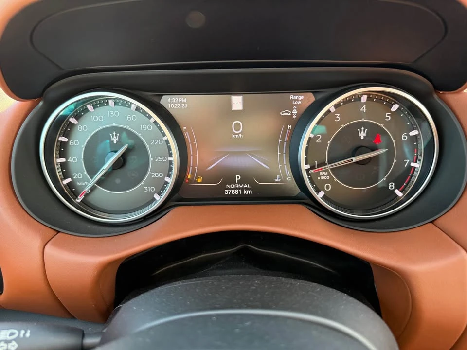 2021 Maserati - Image 11 of 13