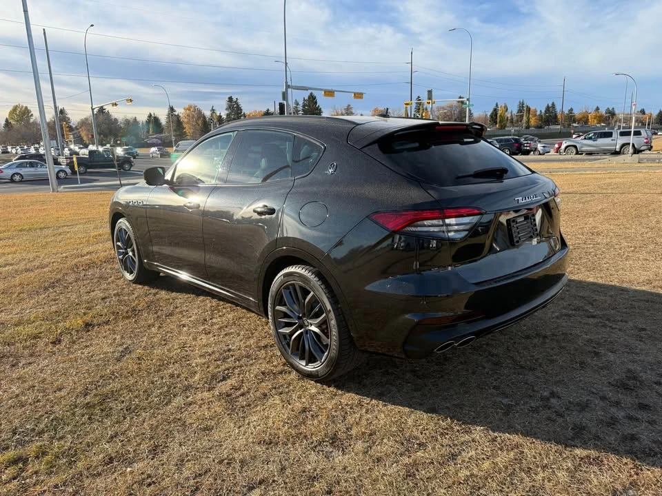 2021 Maserati - Image 7 of 13