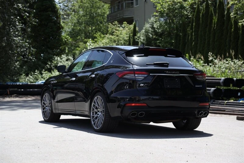 2021 Maserati Levante - Image 3 of 13