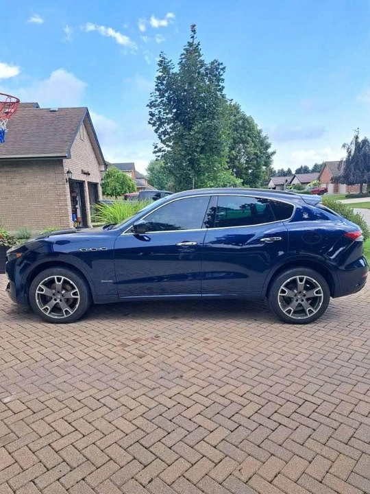 2021 Maserati Levante - Image 9 of 20
