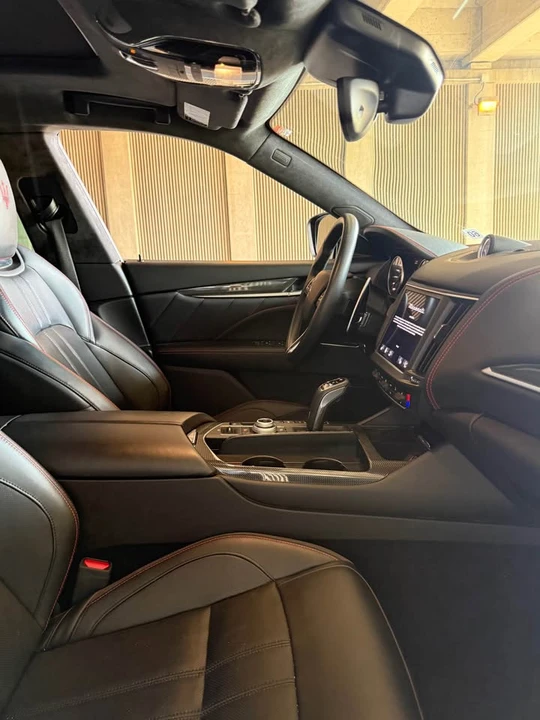 2021 Maserati Levante - Image 7 of 11