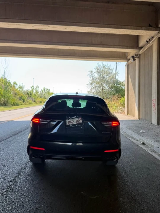 2021 Maserati Levante - Image 4 of 11