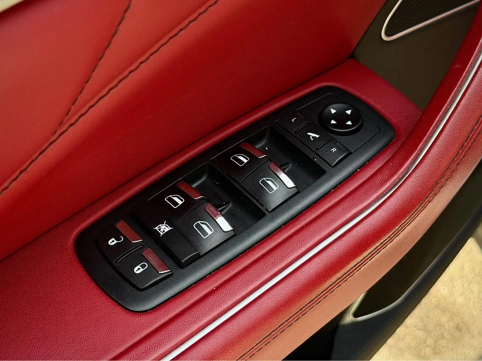 2021 Maserati Levante - Image 6 of 20
