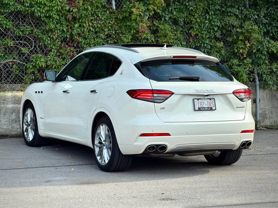 2021 Maserati Levante - Image 9 of 20