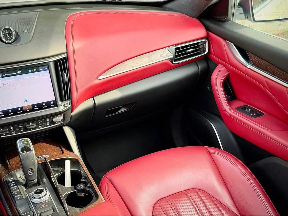 2021 Maserati Levante - Image 17 of 20