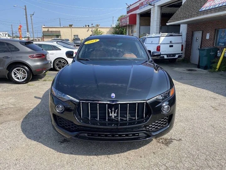 2021 Maserati Levante - Image 2 of 17