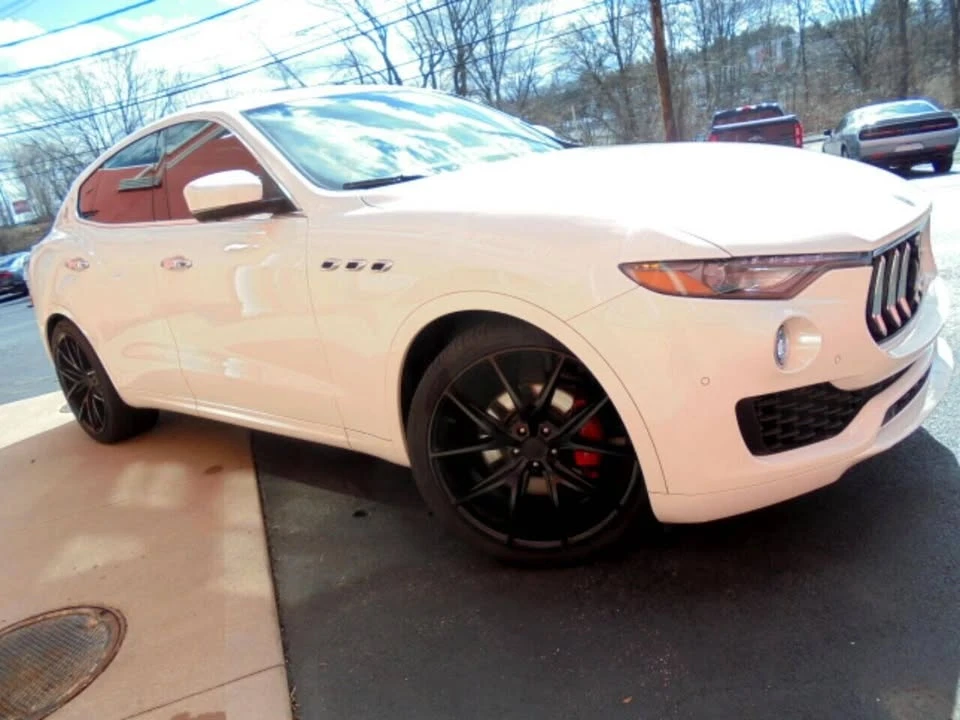 2021 Maserati Levante - Image 3 of 20