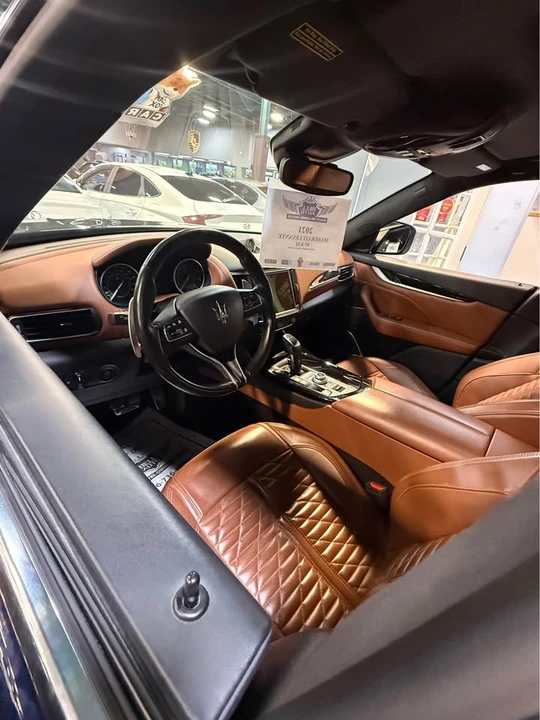 2021 Maserati Levante - Image 4 of 6