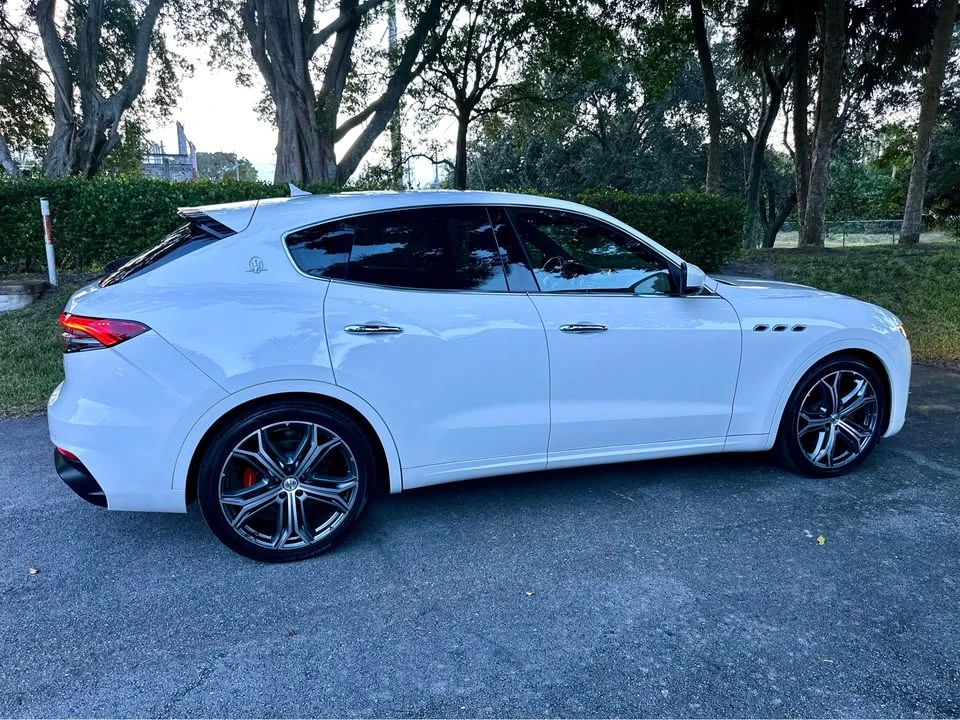 2021 Maserati Levante - Image 4 of 20