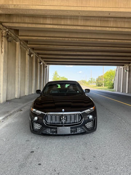 2021 Maserati Levante - Image 2 of 11