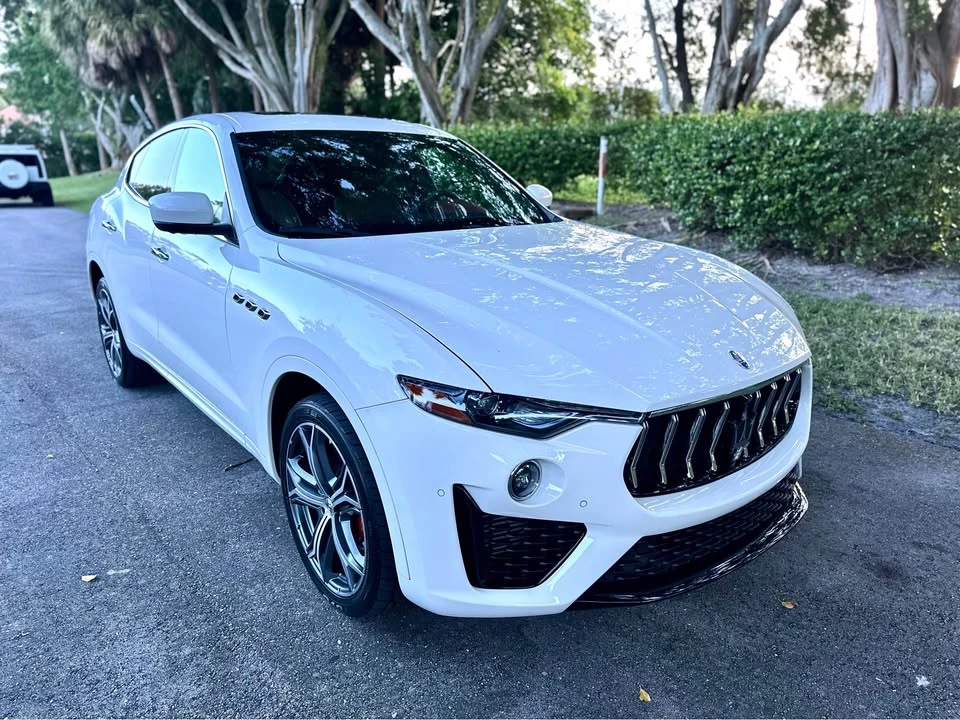 2021 Maserati Levante - Image 9 of 20