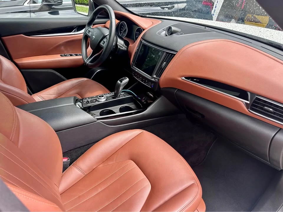 2021 Maserati Levante - Image 18 of 20