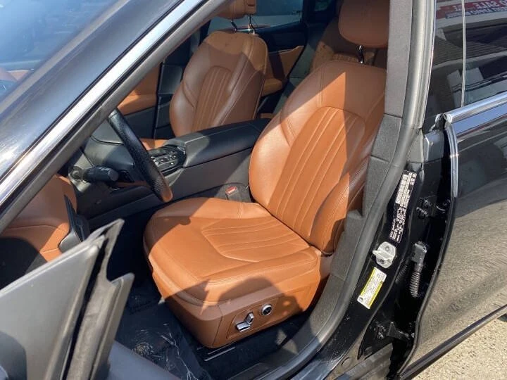 2021 Maserati Levante - Image 15 of 17