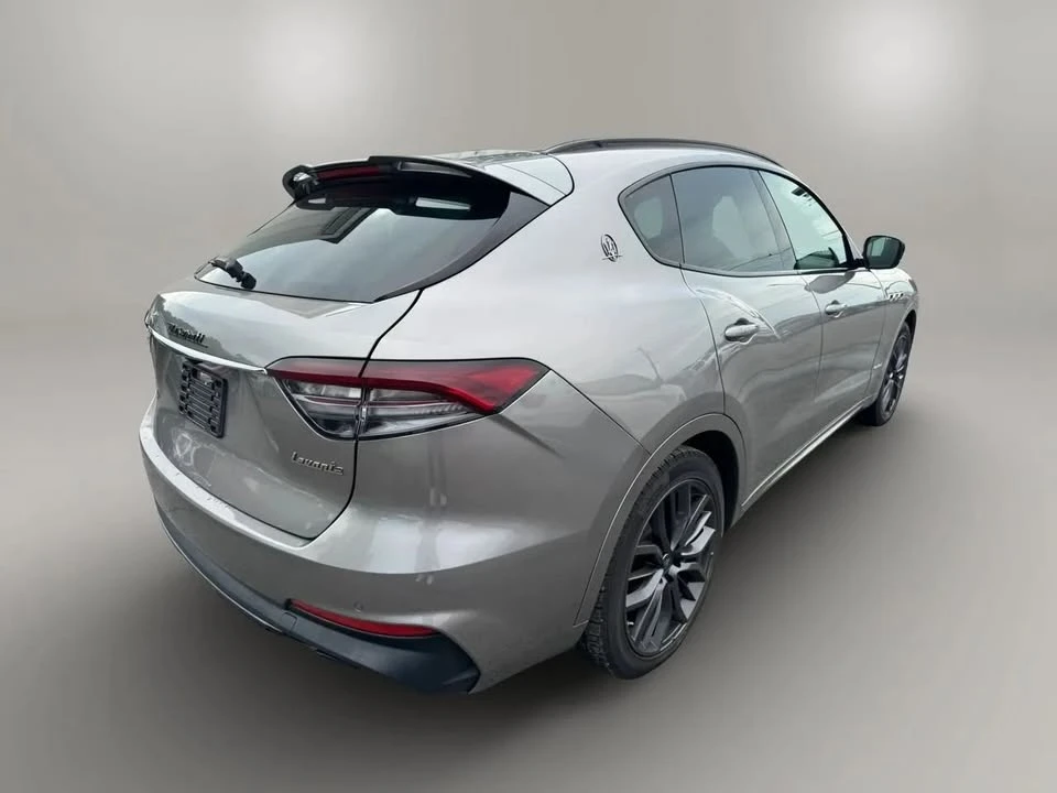 2021 Maserati Levante - Image 9 of 20