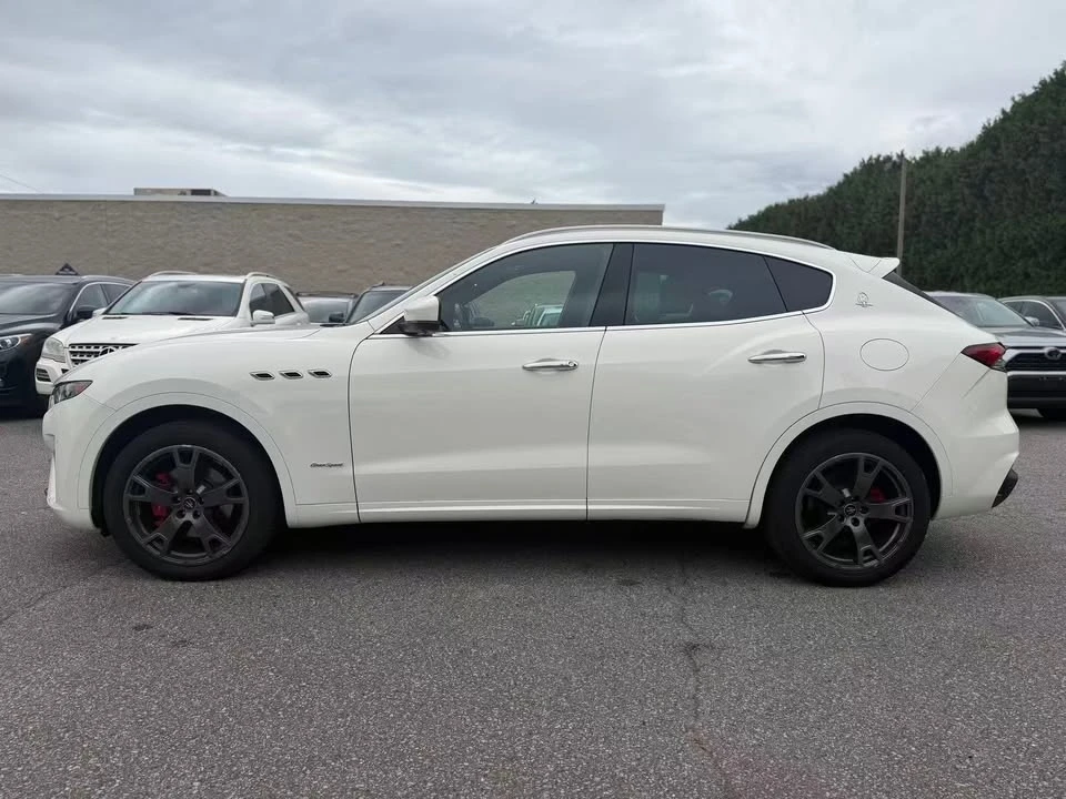 2021 Maserati Levante - Image 5 of 20