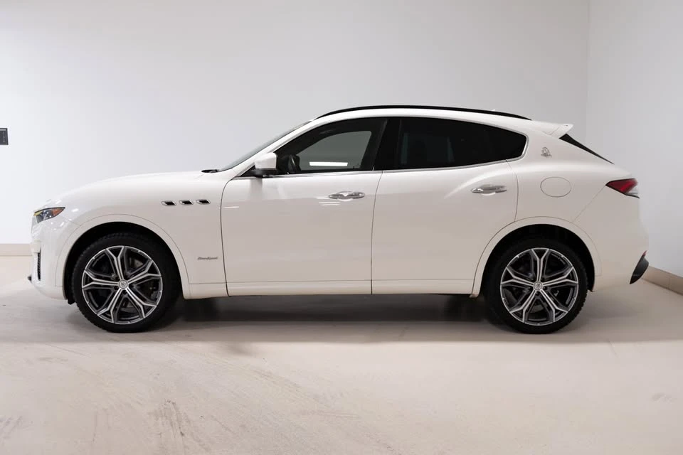 2021 Maserati Levante - Image 8 of 17