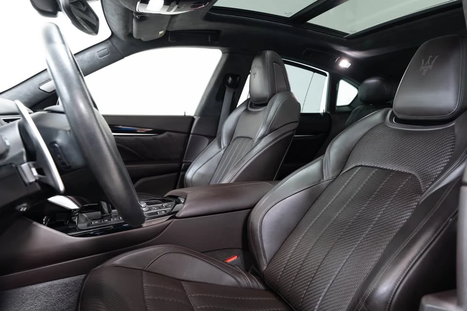 2021 Maserati Levante - Image 15 of 17