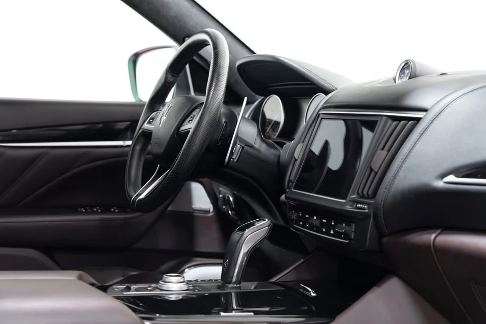 2021 Maserati Levante - Image 11 of 17