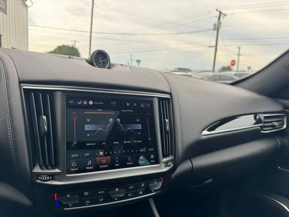 2021 Maserati Levante - Image 16 of 20