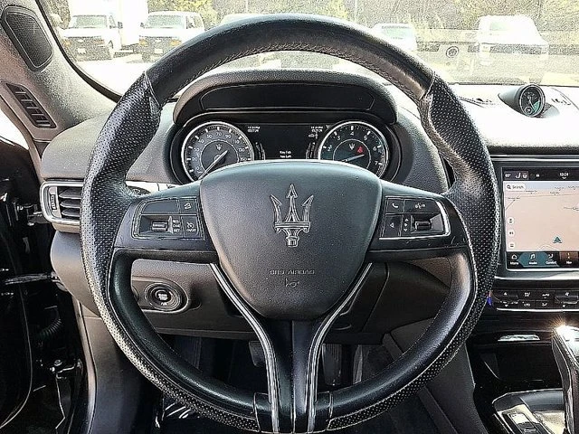 2021 Maserati Levante - Image 11 of 16