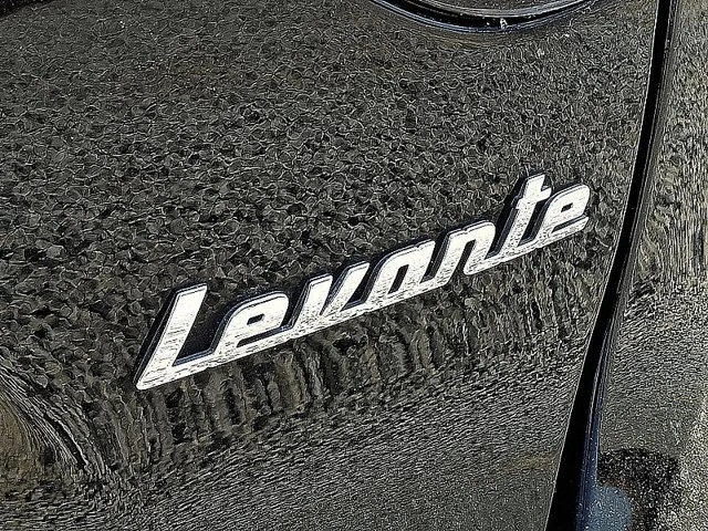 2021 Maserati Levante - Image 15 of 16
