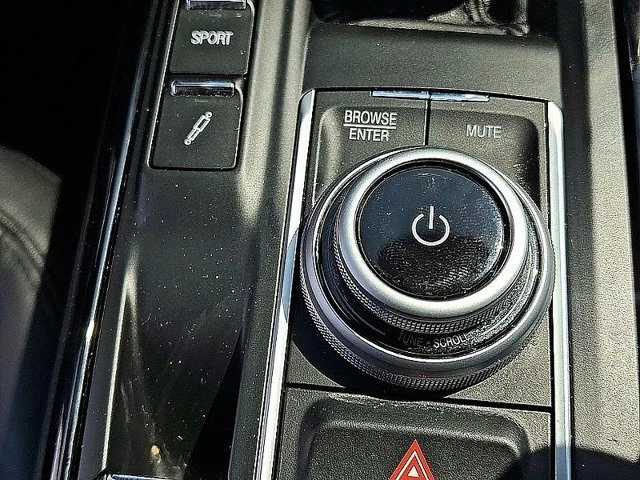 2021 Maserati Levante - Image 13 of 16