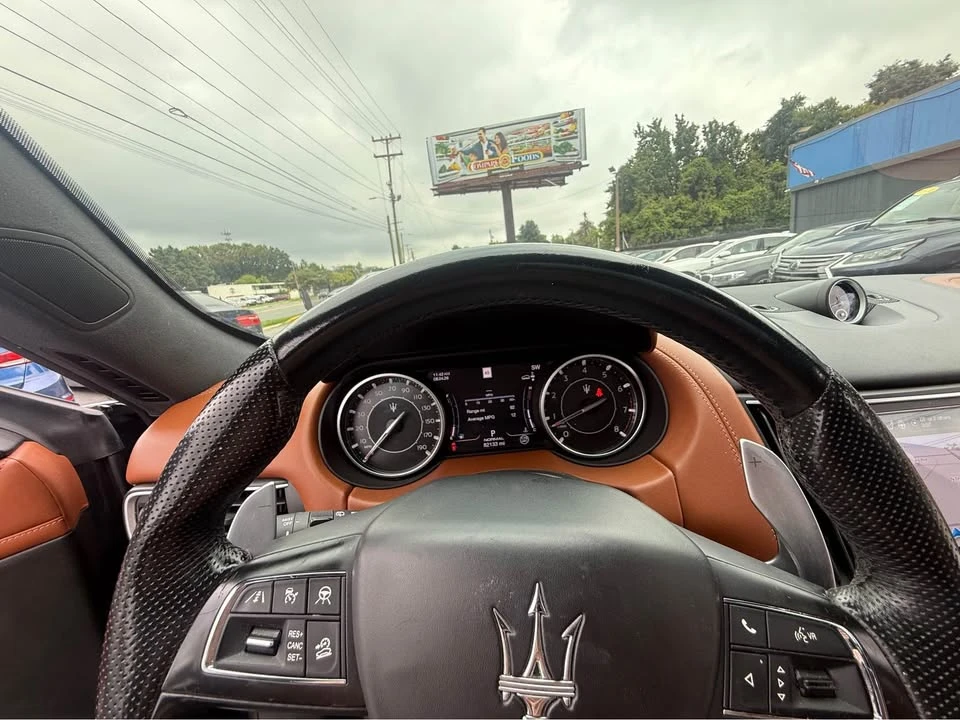 2021 Maserati Levante - Image 14 of 20