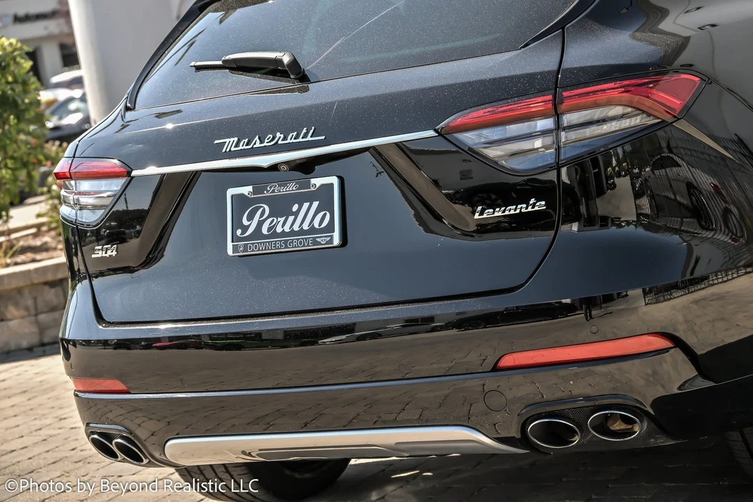 2021 Maserati Levante - Image 13 of 21