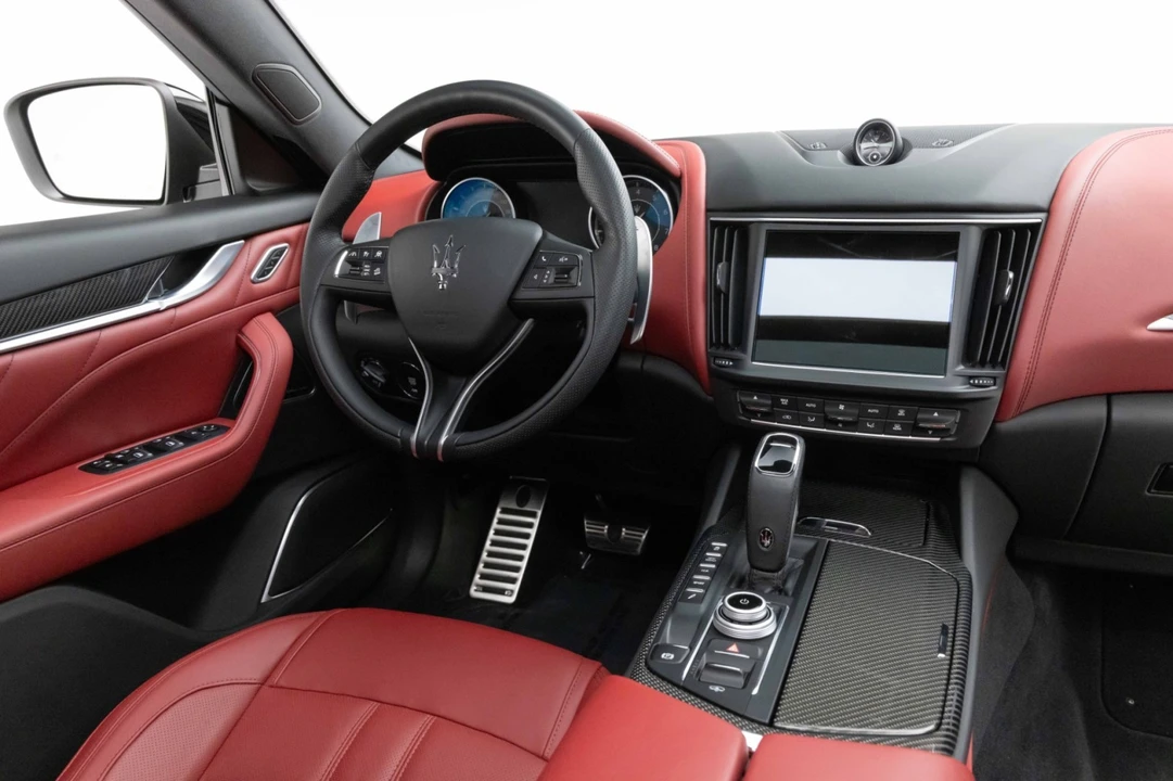 2021 Maserati Levante - Image 12 of 31