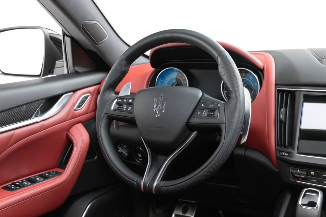 2021 Maserati Levante - Image 10 of 31
