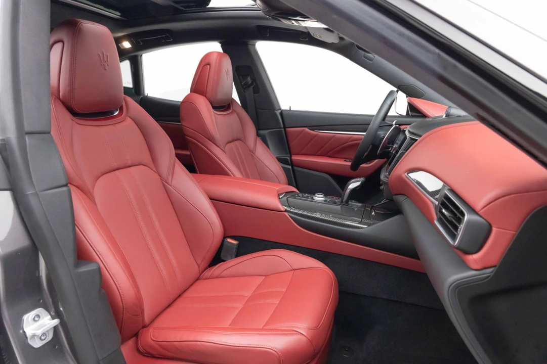 2021 Maserati Levante - Image 4 of 31