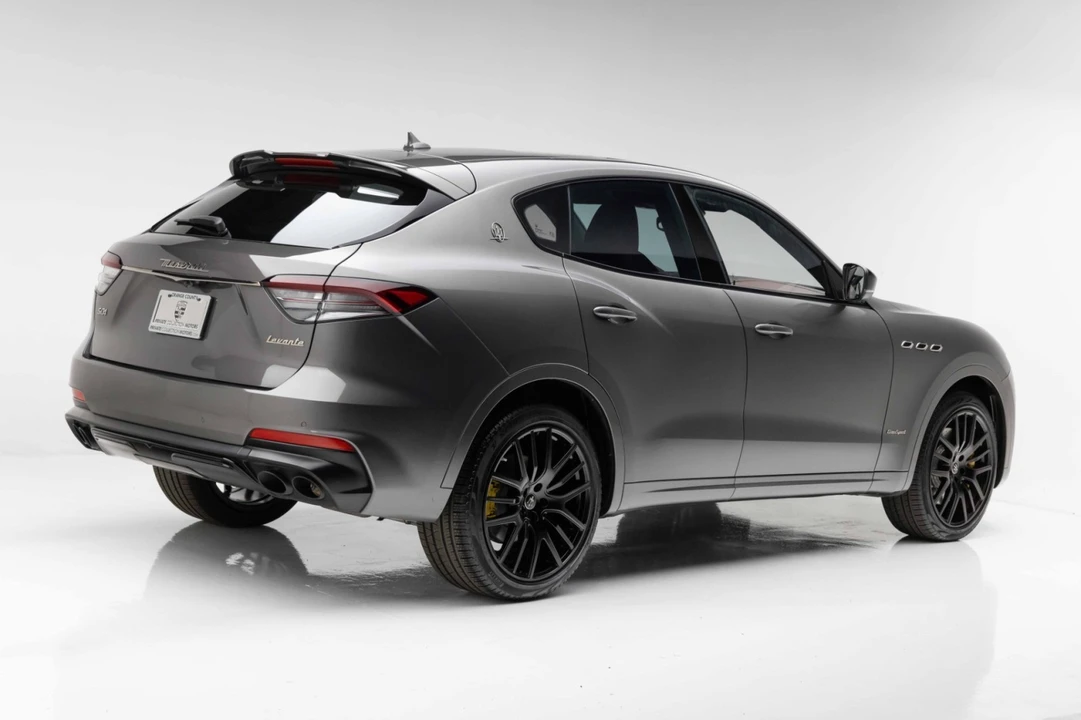 2021 Maserati Levante - Image 11 of 31