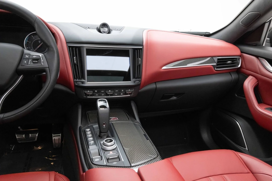 2021 Maserati Levante - Image 18 of 31