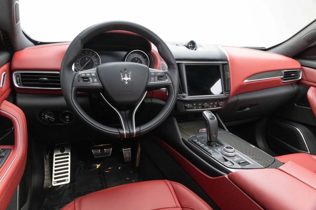 2021 Maserati Levante - Image 6 of 31