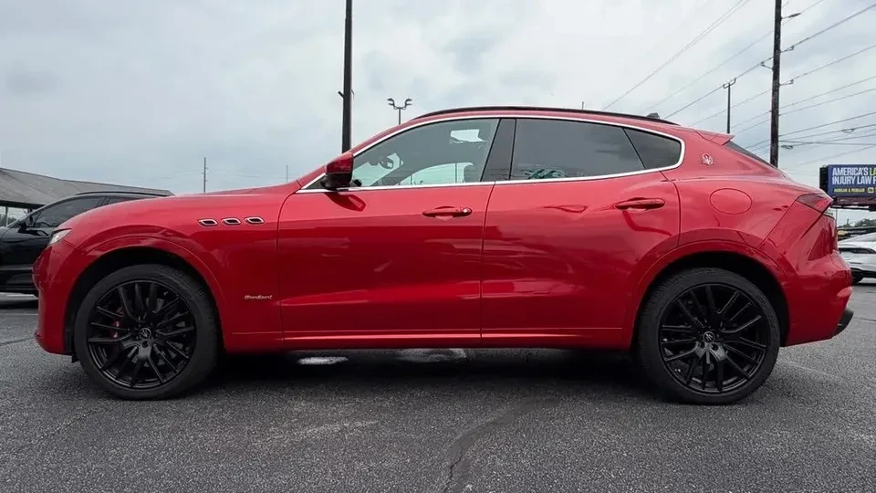 2021 Maserati Levante - Image 3 of 19