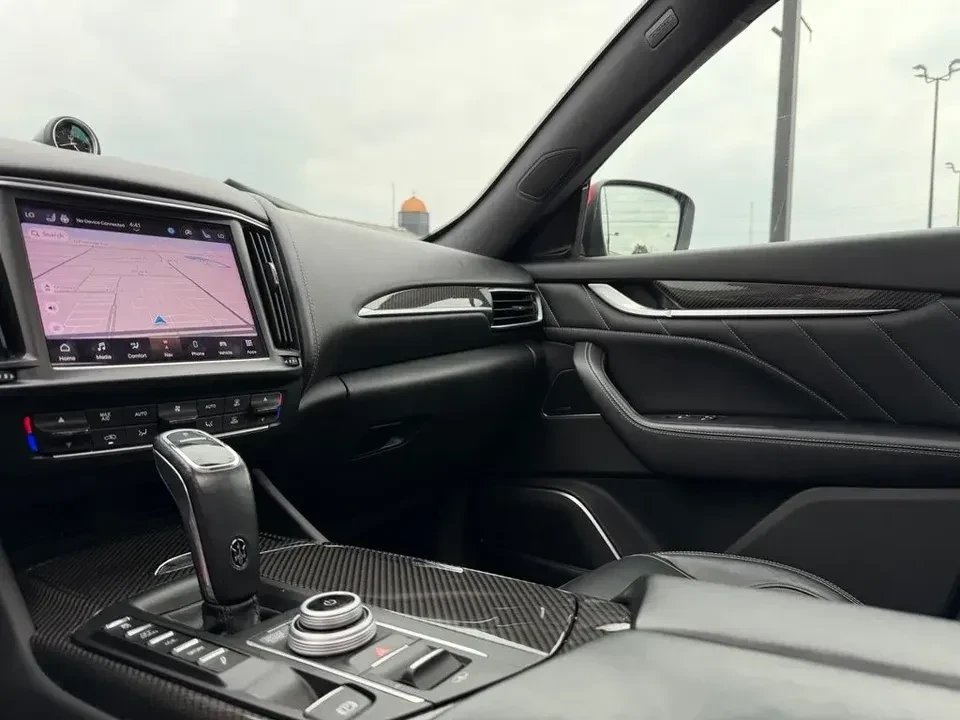 2021 Maserati Levante - Image 17 of 20
