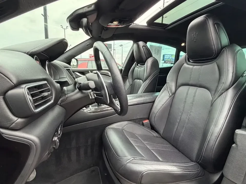 2021 Maserati Levante - Image 18 of 20