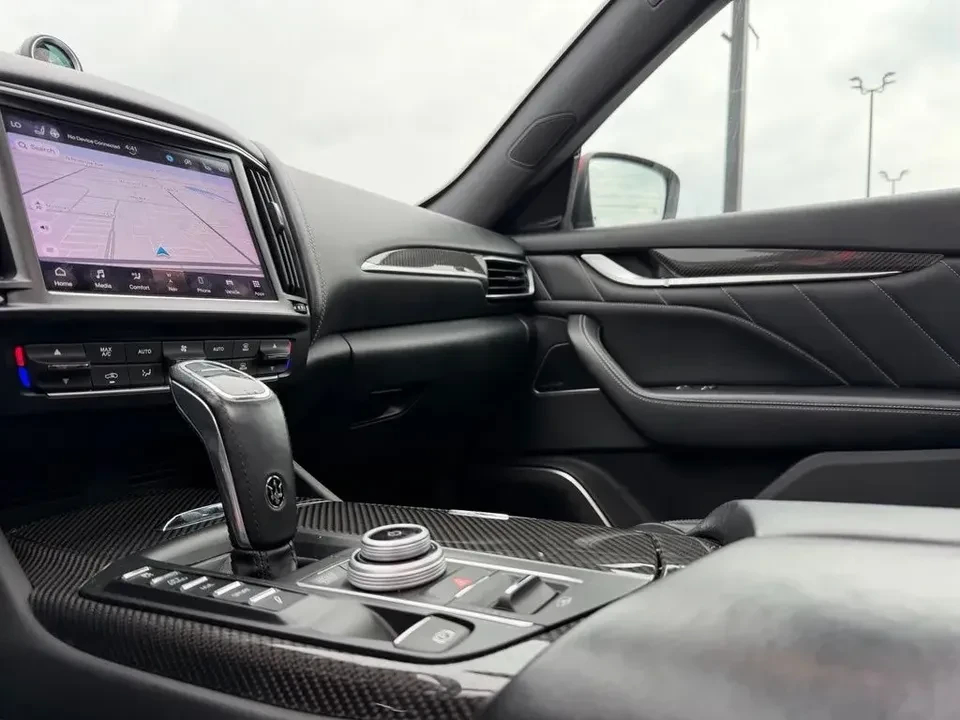 2021 Maserati Levante - Image 16 of 20