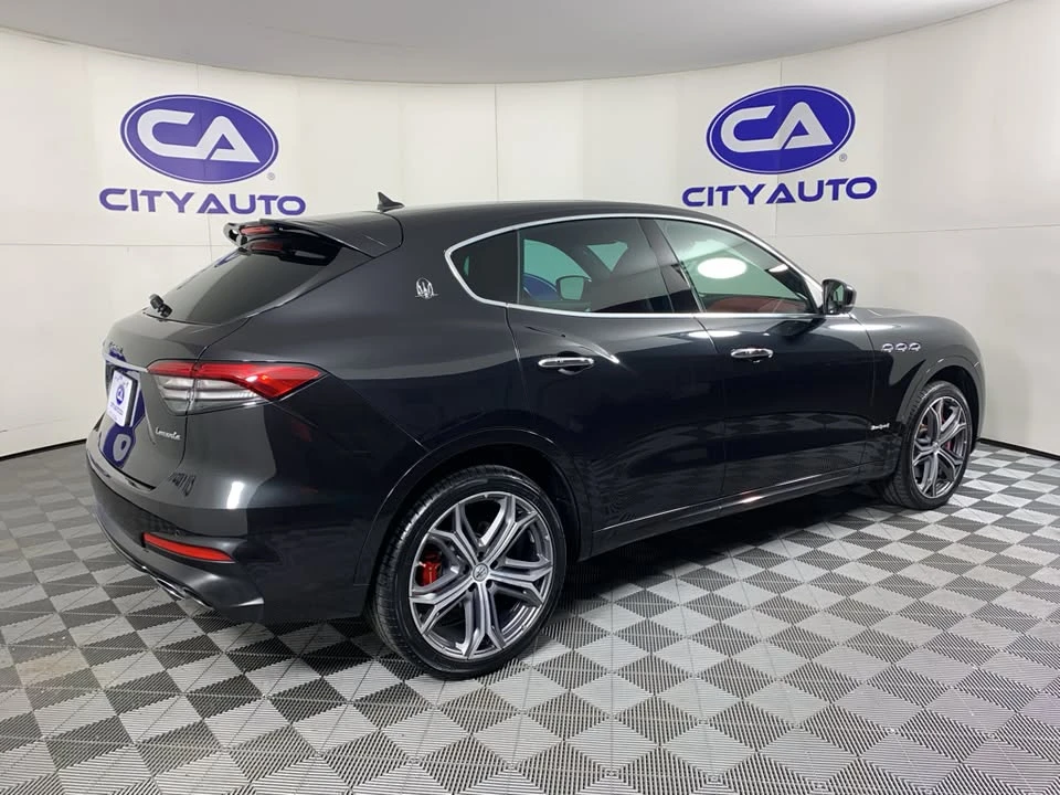 2021 Maserati Levante - Image 3 of 20
