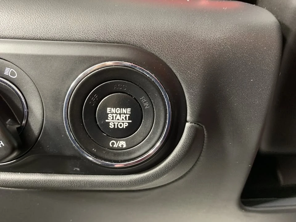 2021 Maserati Levante - Image 18 of 20
