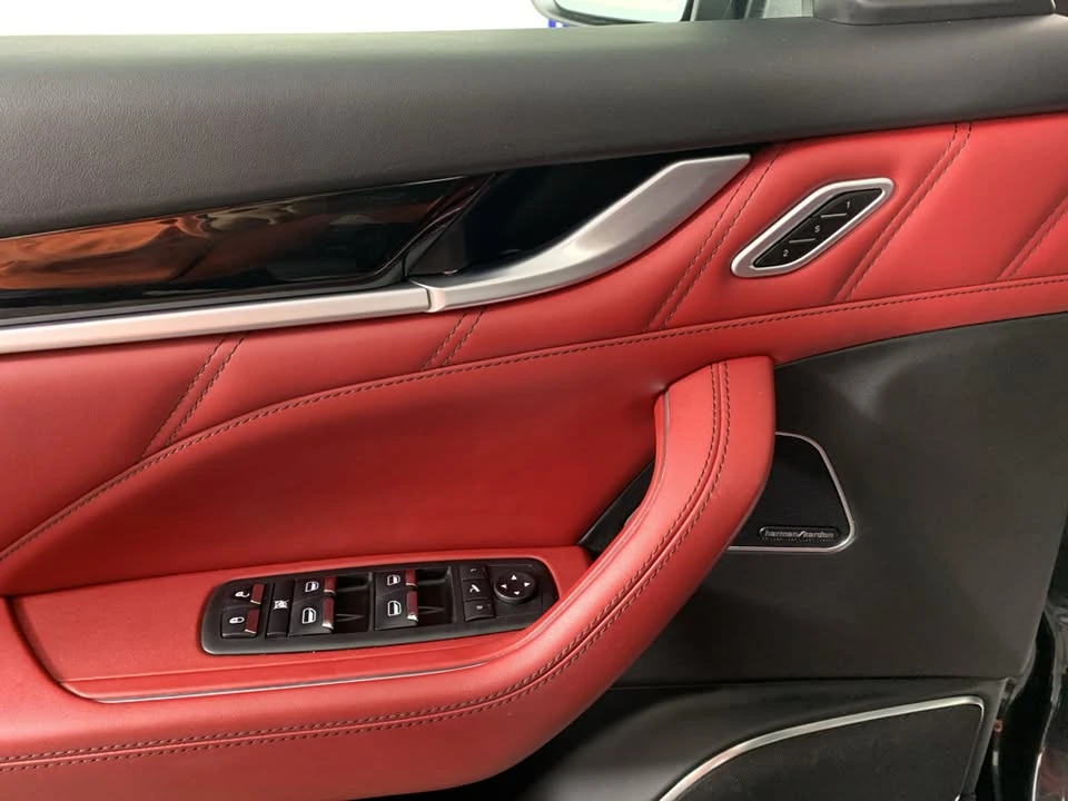 2021 Maserati Levante - Image 15 of 20