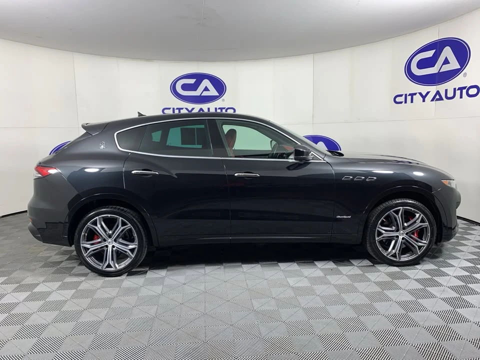 2021 Maserati Levante - Image 2 of 20