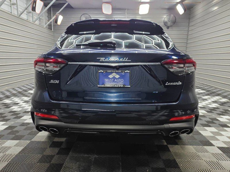 2021 Maserati Levante - Image 7 of 20