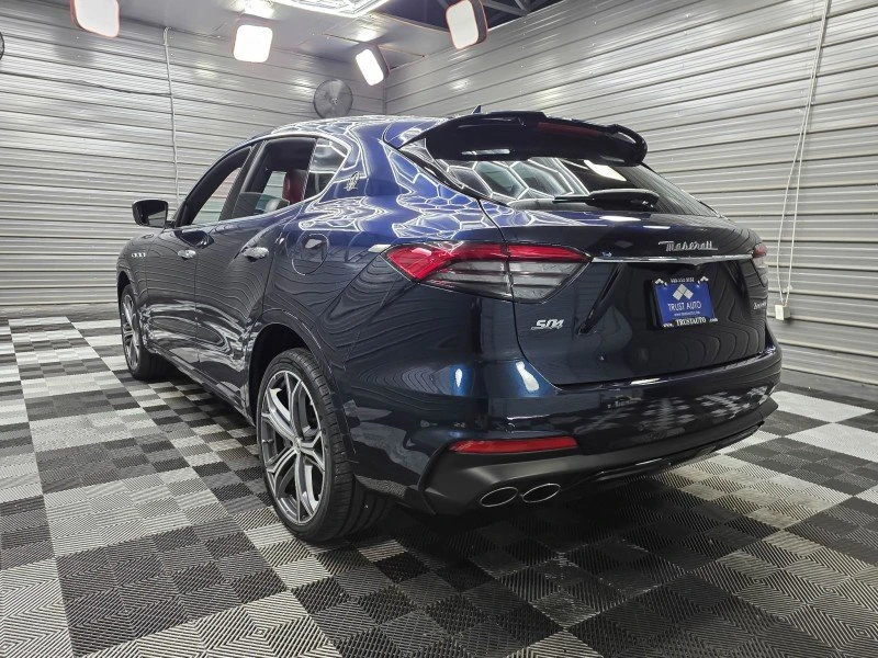 2021 Maserati Levante - Image 8 of 20