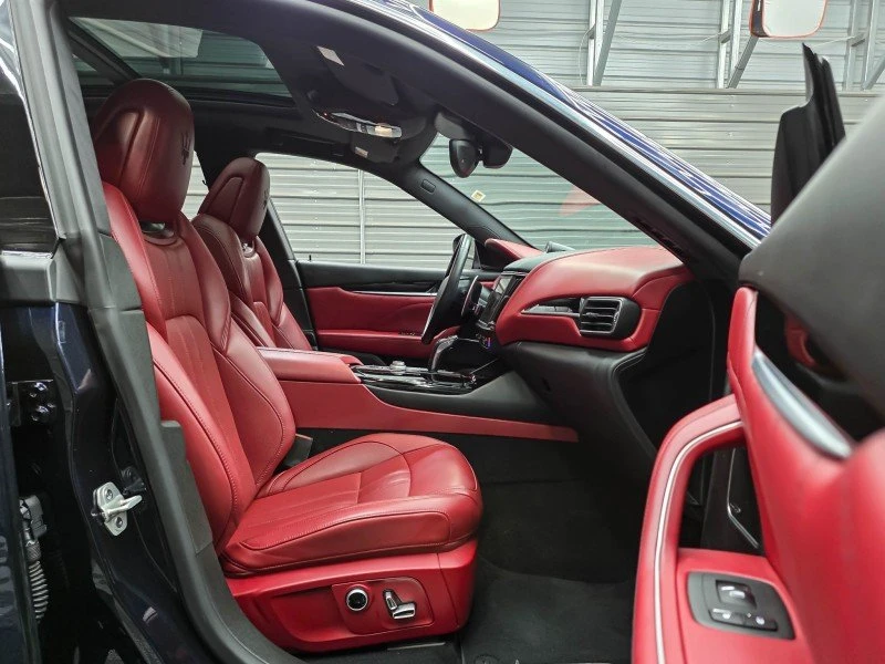 2021 Maserati Levante - Image 15 of 20