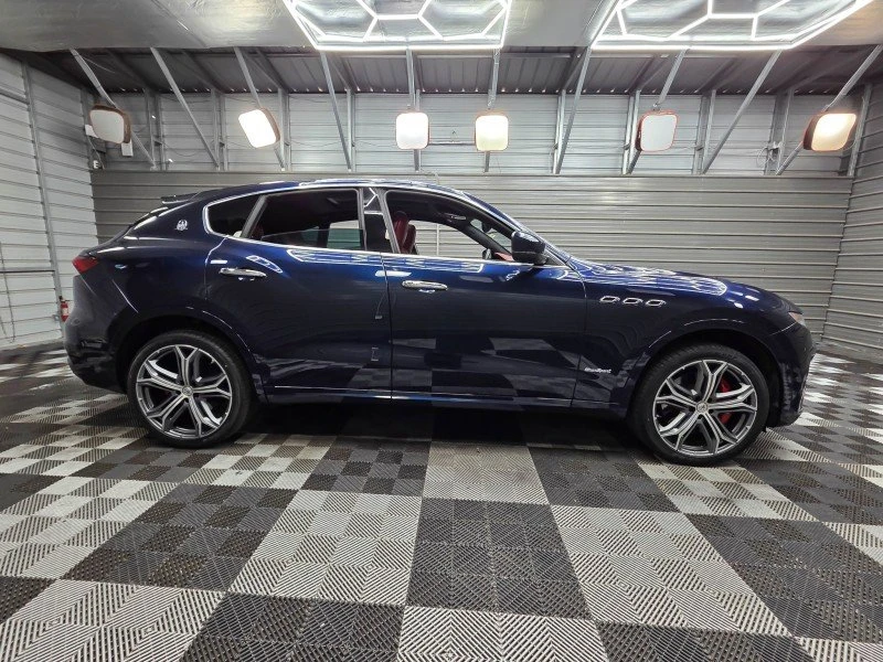 2021 Maserati Levante - Image 10 of 20