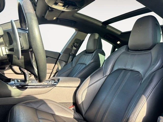 2021 Maserati Levante - Image 9 of 20
