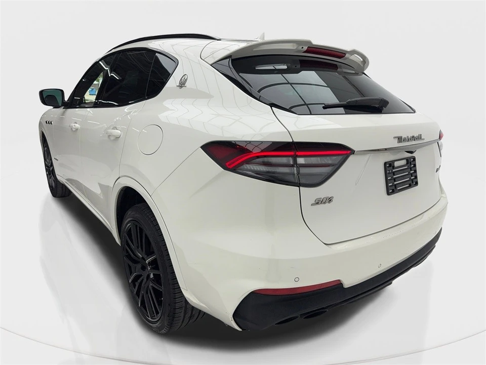 2021 Maserati Levante - Image 10 of 12