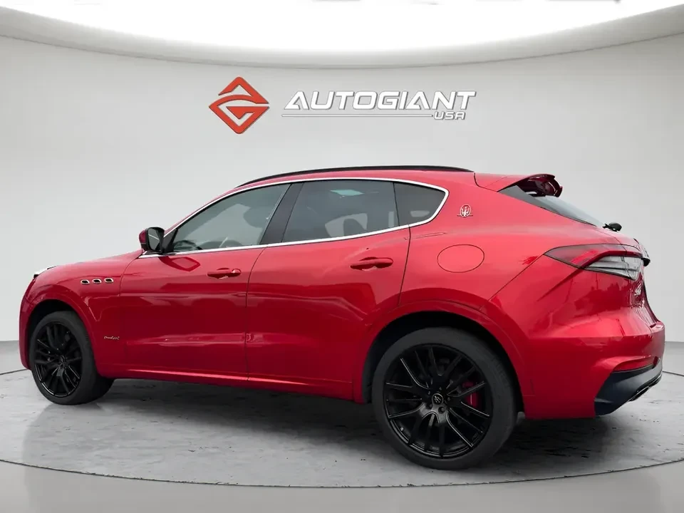 2021 Maserati Levante - Image 4 of 20